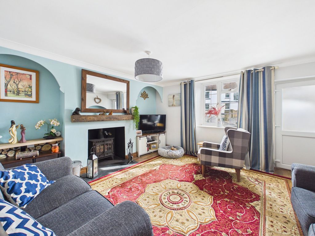 Property photo 2 of 17