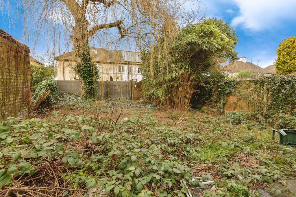 Property photo 3 of 16 Photography