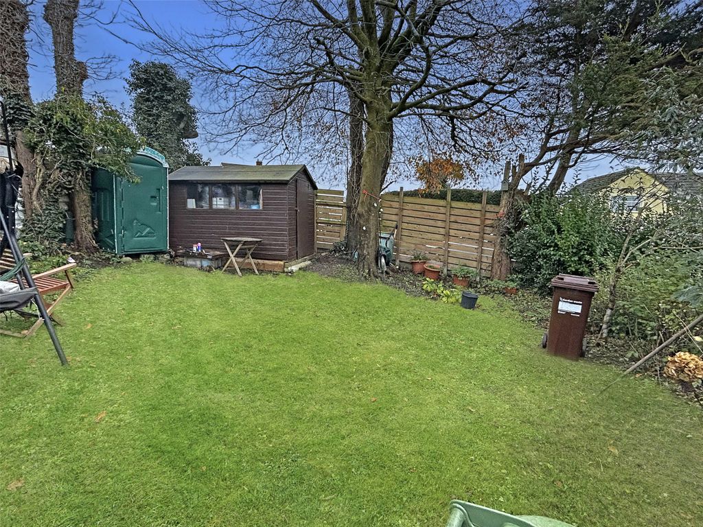 Property photo 2 of 13 2 - Picture No. 03