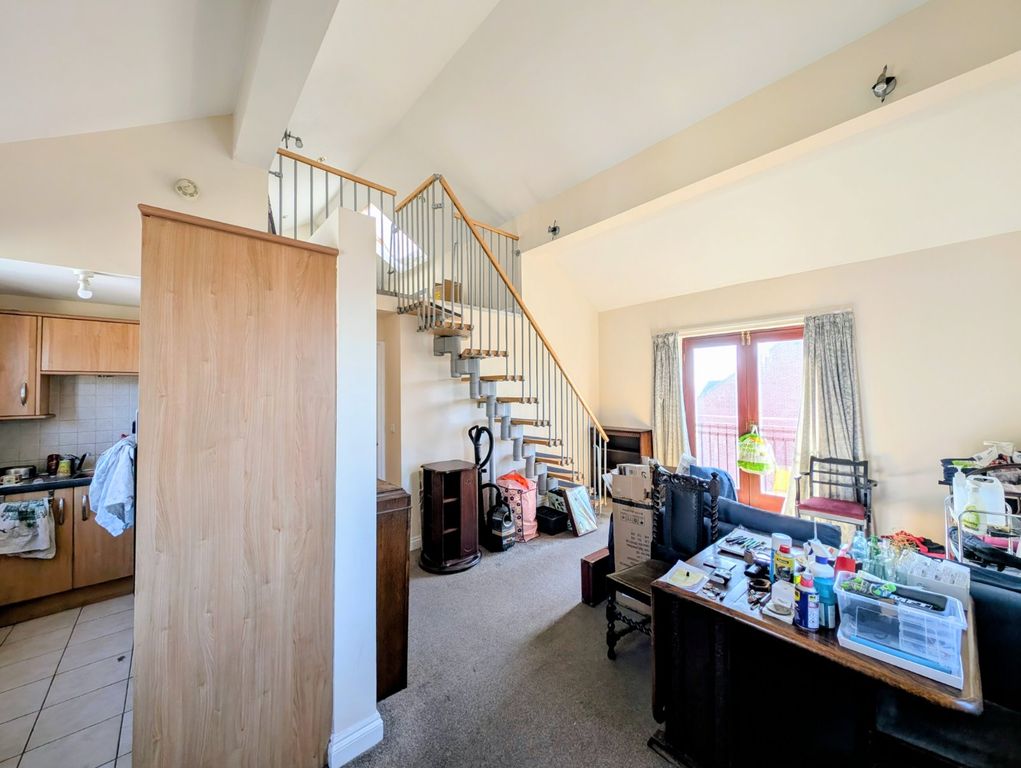 Property photo 3 of 12 Picture No. 10