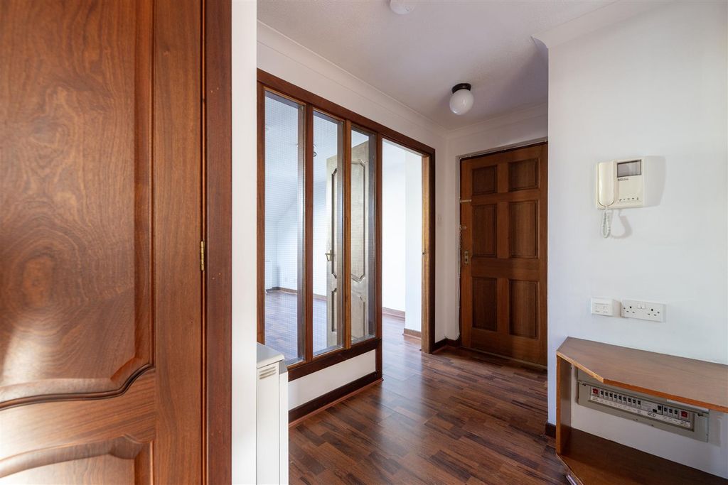 Property photo 2 of 12 Hallway.Jpg