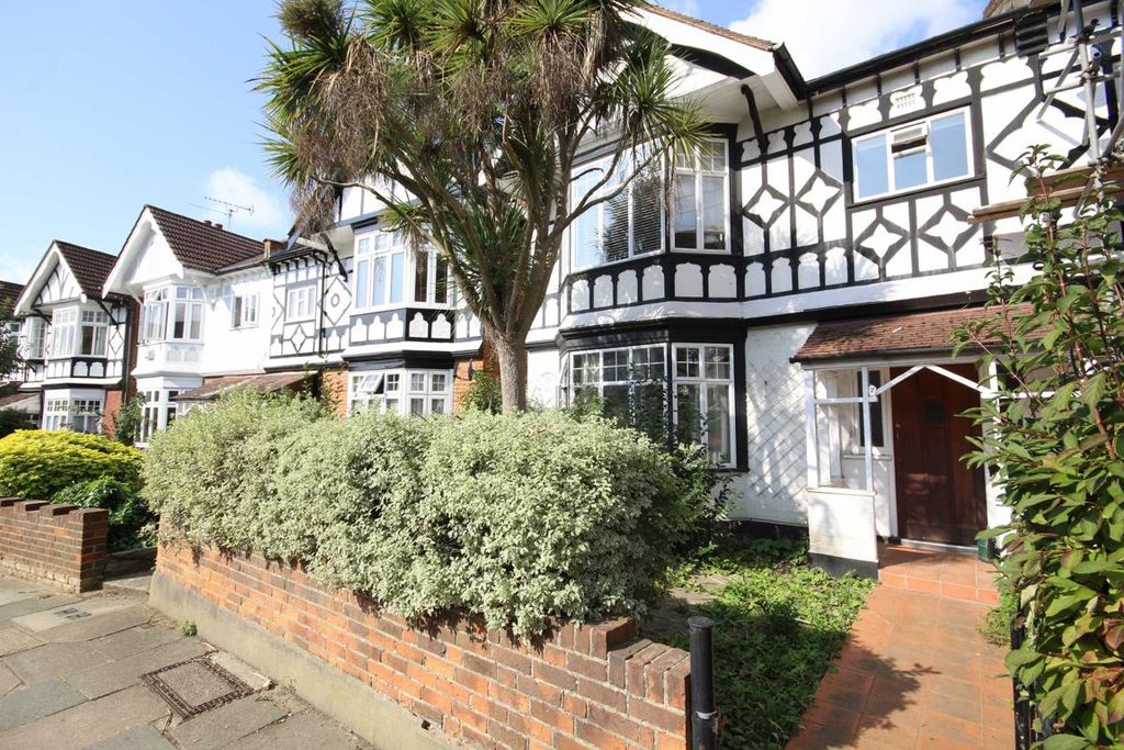 Property photo 1 of 6