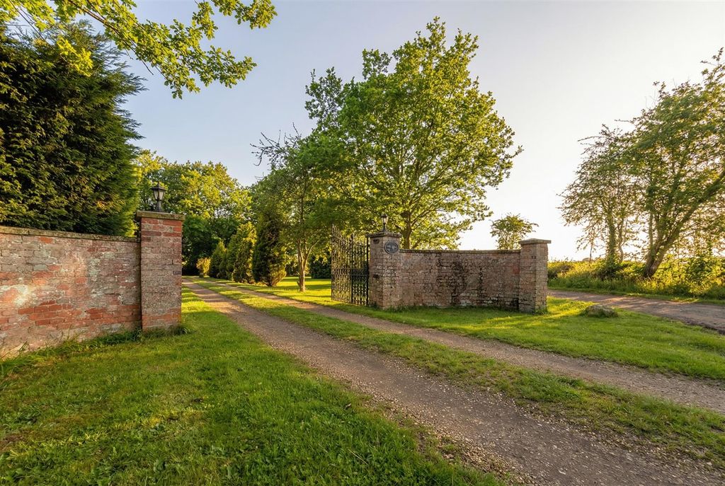 Property photo 2 of 14 1767185789.Jpg