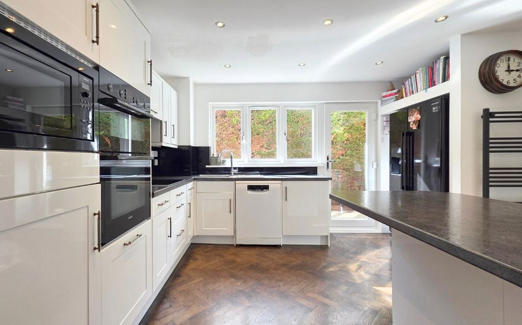 Property photo 3 of 24 4505146