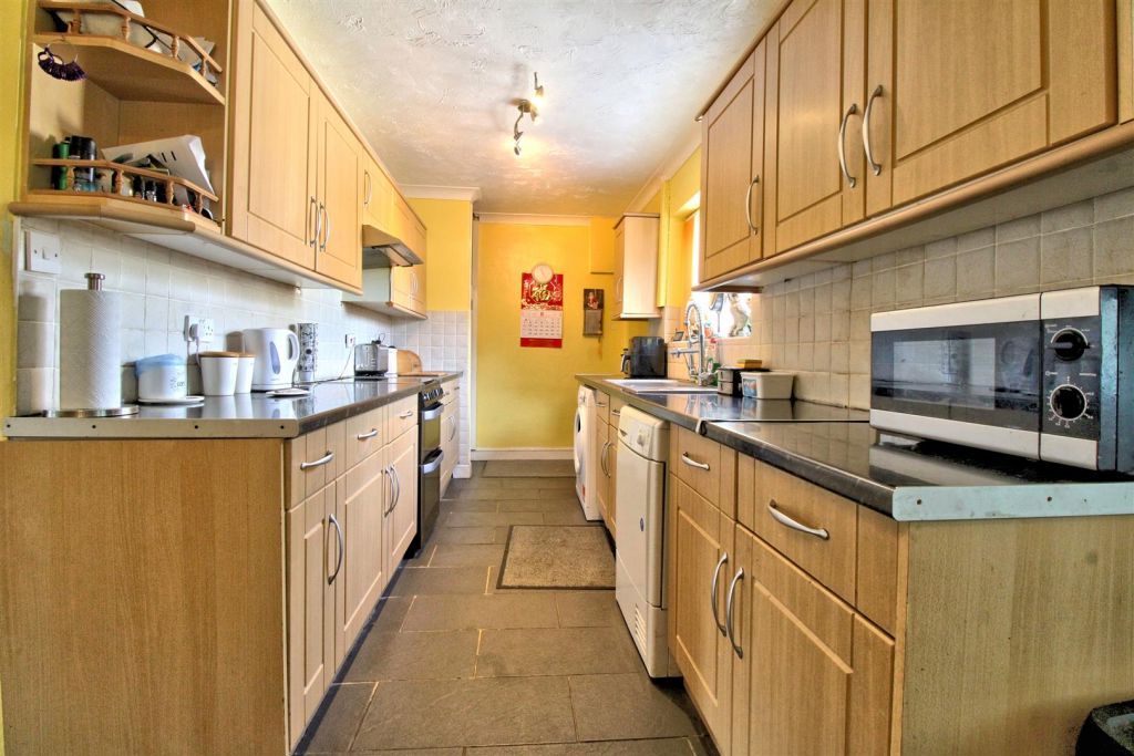 Property photo 3 of 24
