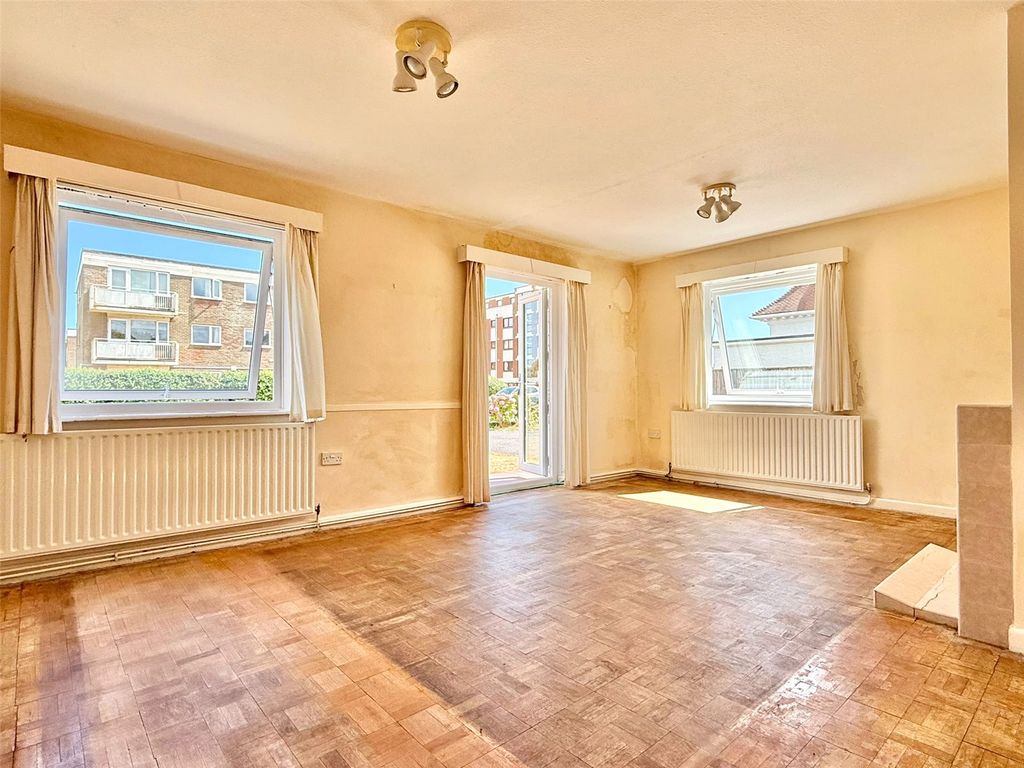 Property photo 2 of 12 Picture No. 09