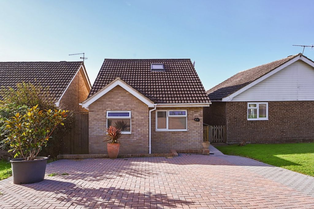 Property photo 1 of 18 Picture No. 14