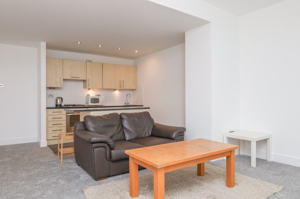 Property photo 2 of 12 Photo 2