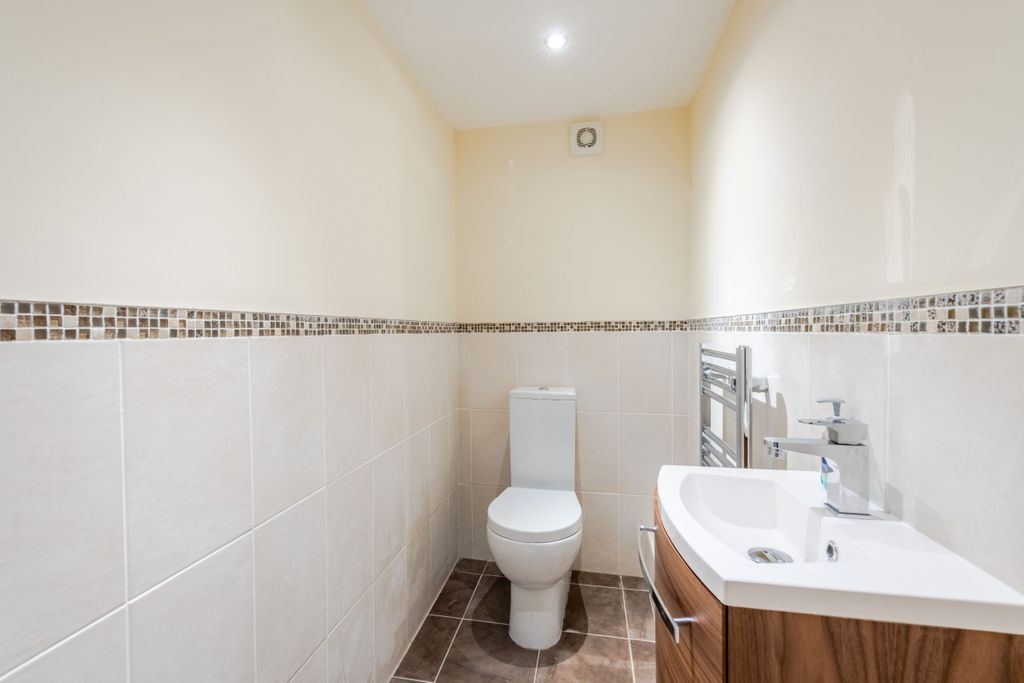 Additional image 5 of 3 bed terraced house for saleAbbey Court, Lydiate Lane, Lynton EX35