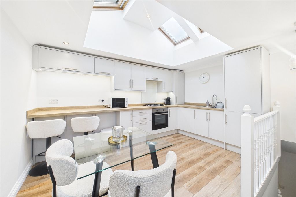 Property photo 2 of 9 Picture No. 03