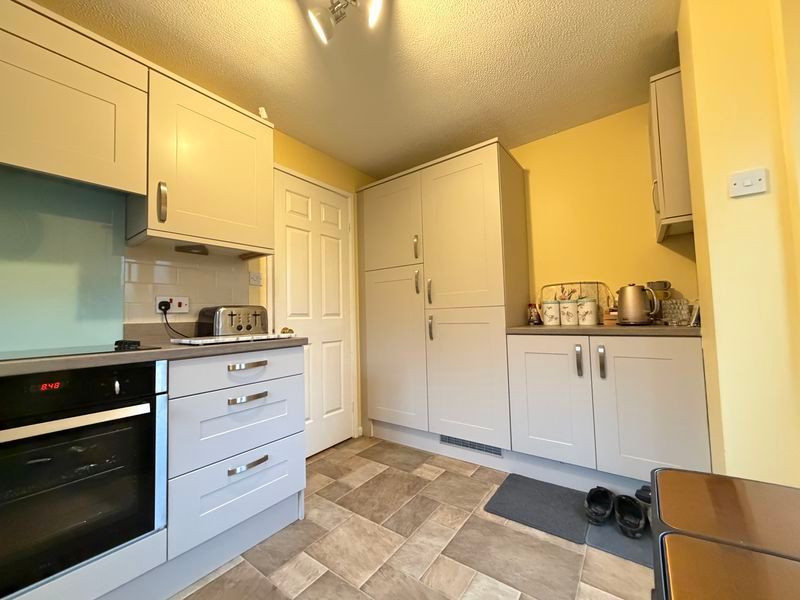 Property photo 2 of 18 Photo 4