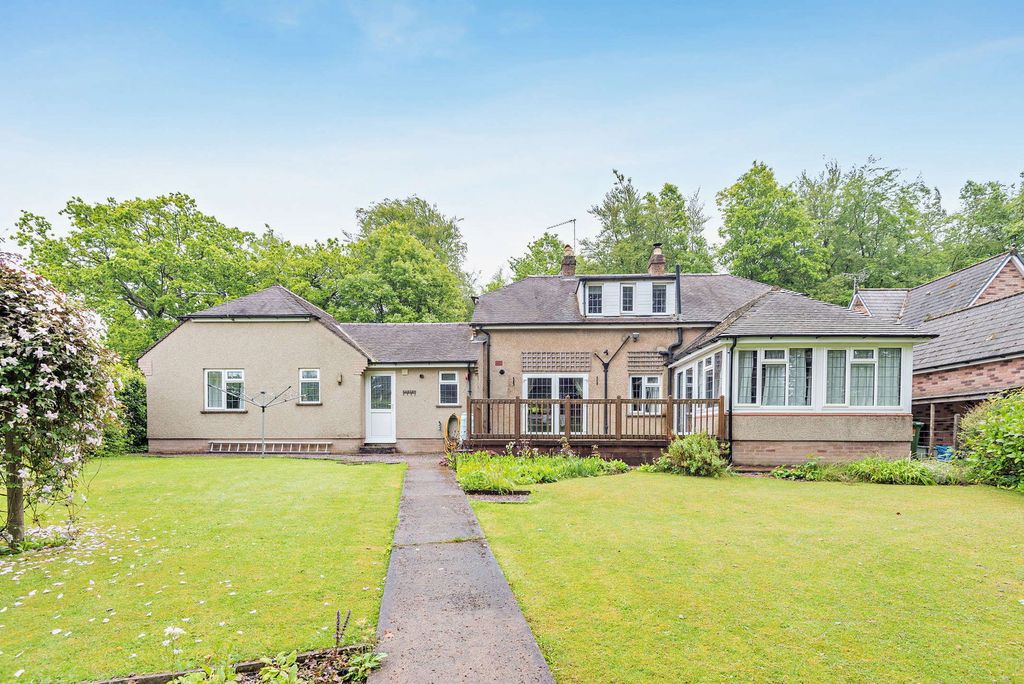 Property photo 2 of 33