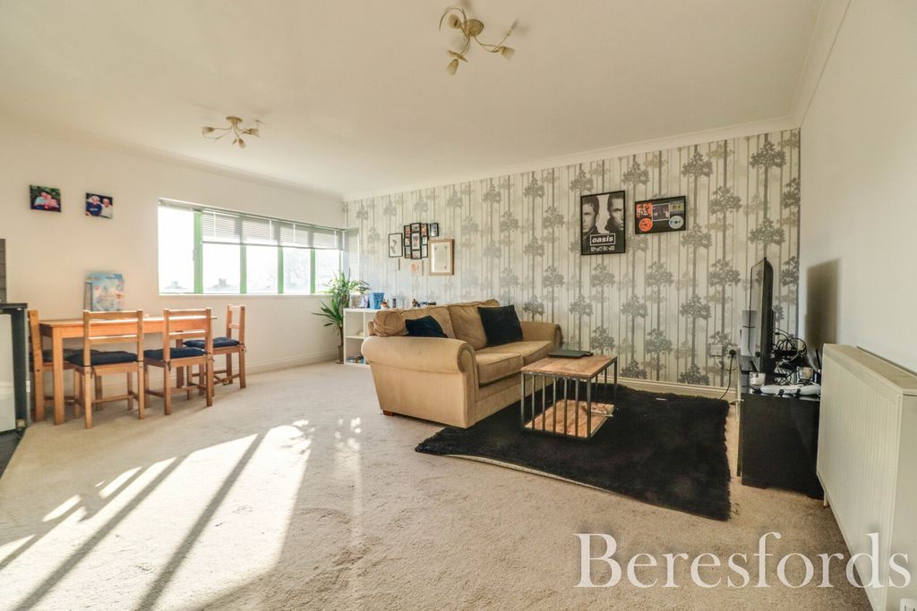 Property photo 3 of 12 Picture No. 12