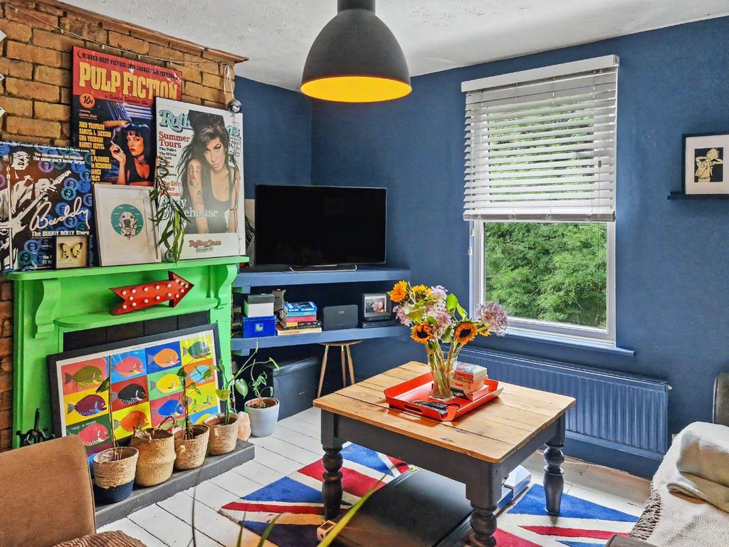 Property photo 2 of 42 5193544