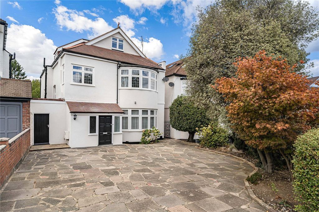 Property photo 1 of 29 Picture No. 51