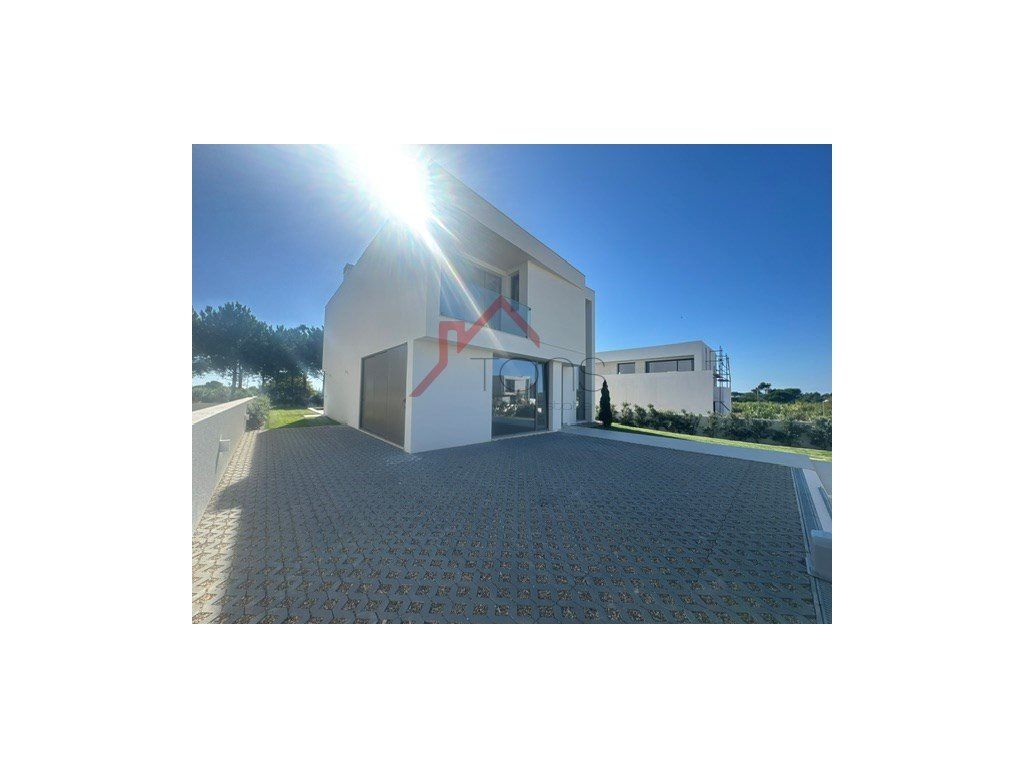 Property photo 1 of 28 Luxury Villa Between The Countryside And The Beach
