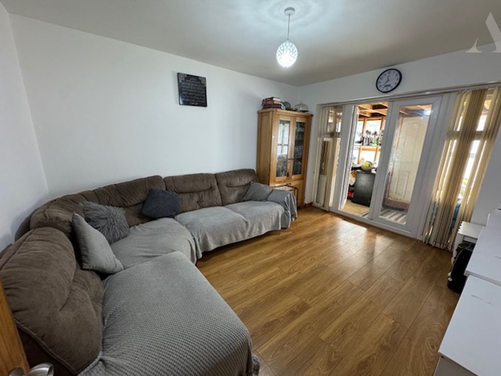 Property photo 2 of 14 Img_0530