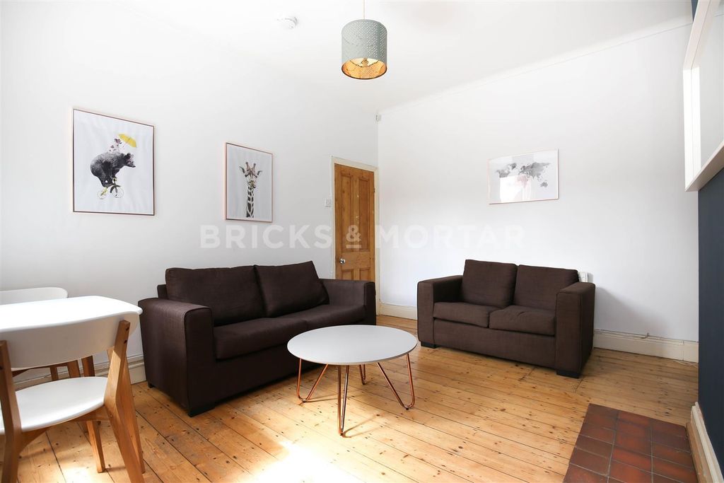 Property photo 3 of 7 3.Jpg