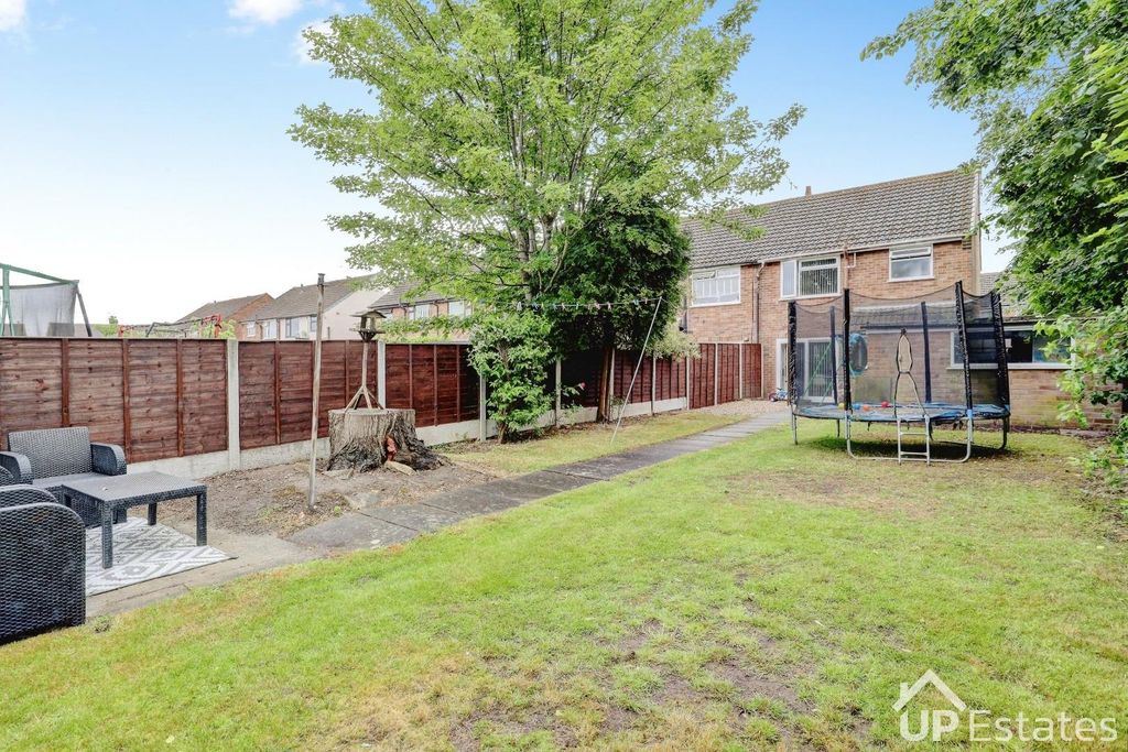 Property photo 2 of 24