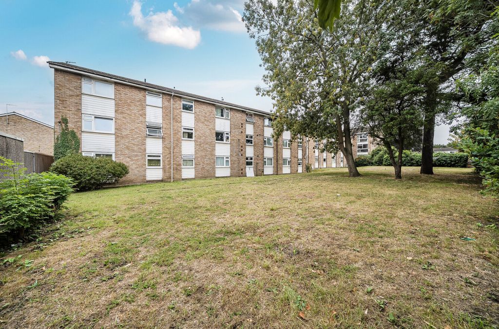 Property photo 1 of 13 1347708-16-68B719...