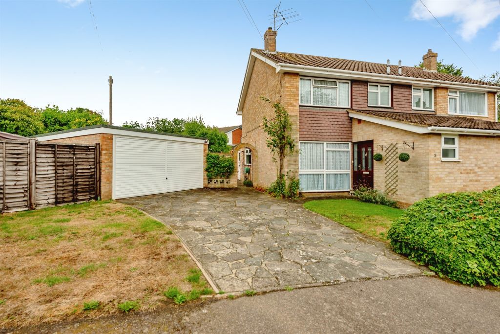 Property photo 1 of 17