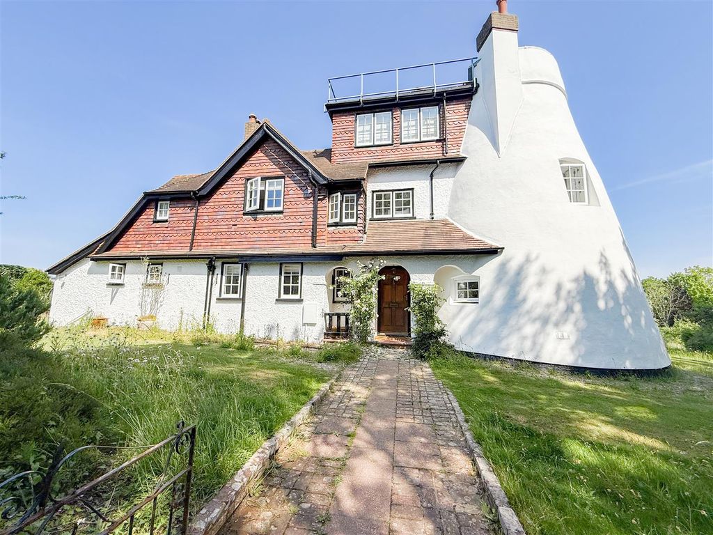 Property photo 1 of 25
