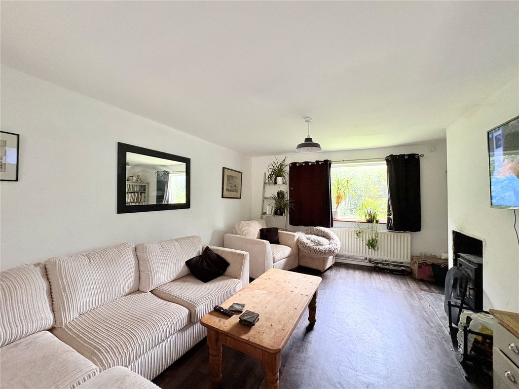 Property photo 3 of 13 Picture No. 01