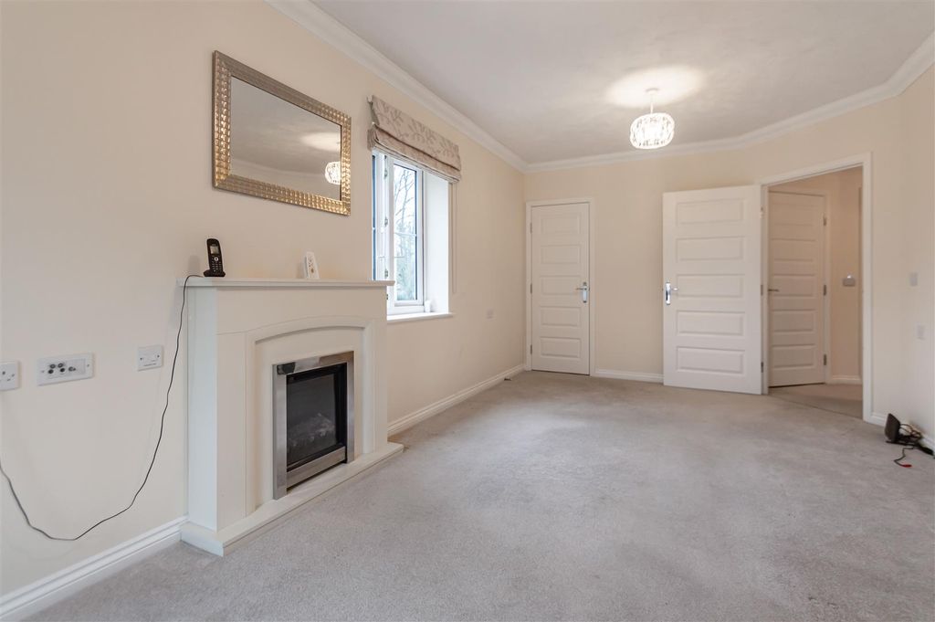 Property photo 3 of 11 2_72808.Jpg