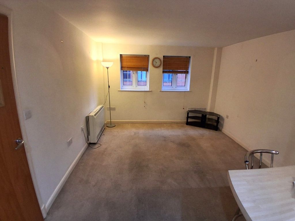 Property photo 3 of 8 Picture No. 17