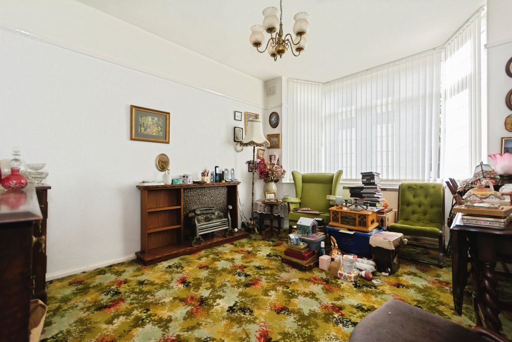 Property photo 2 of 17 Living Room