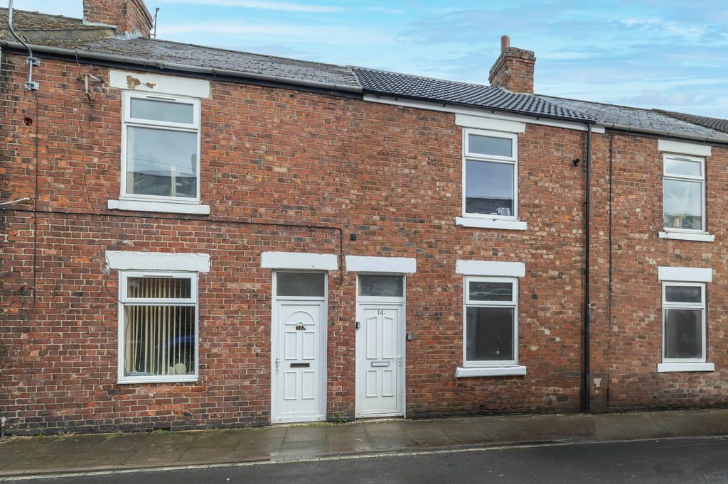 Property photo 1 of 17