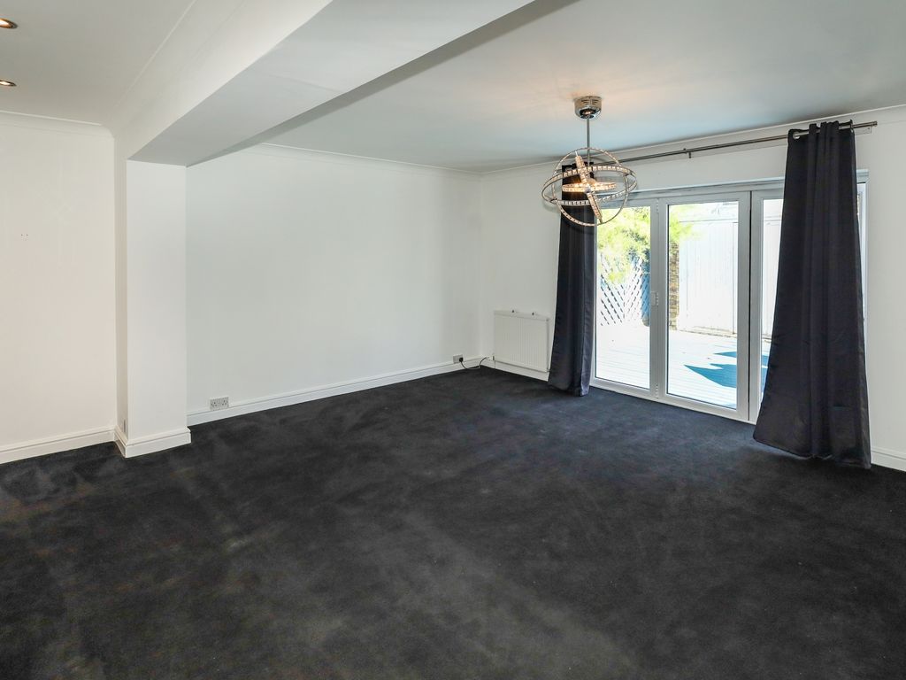 Property photo 2 of 13 Image 1