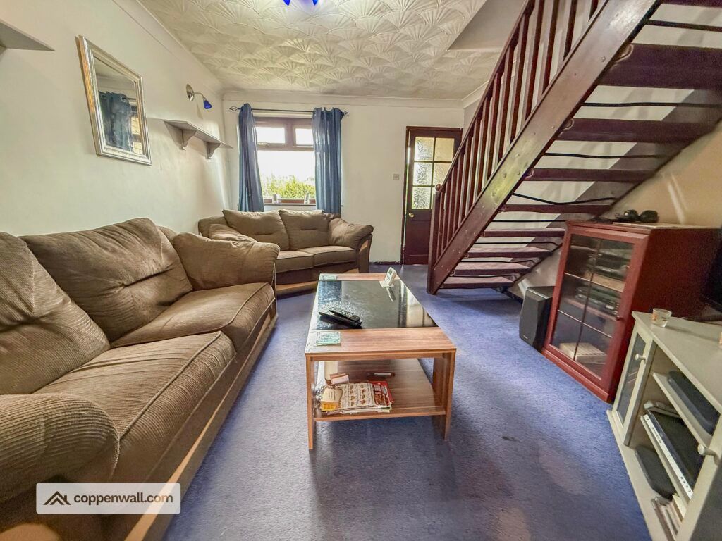 Property photo 3 of 20