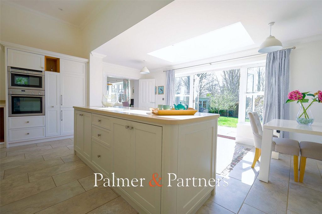 Property photo 3 of 18 Kitchen/Diner