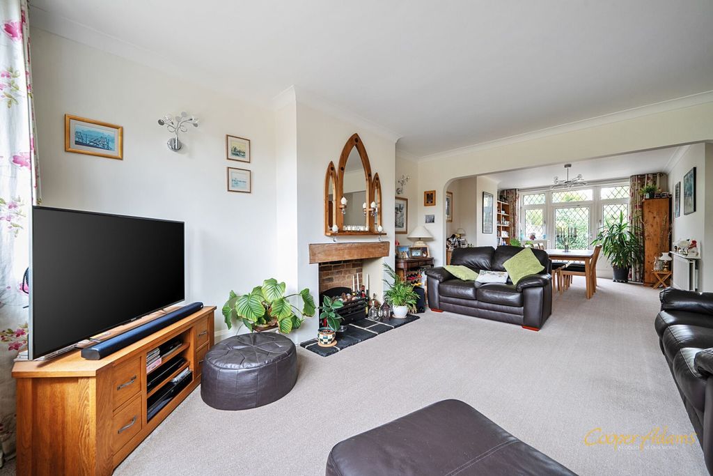 Property photo 2 of 16 Living Room