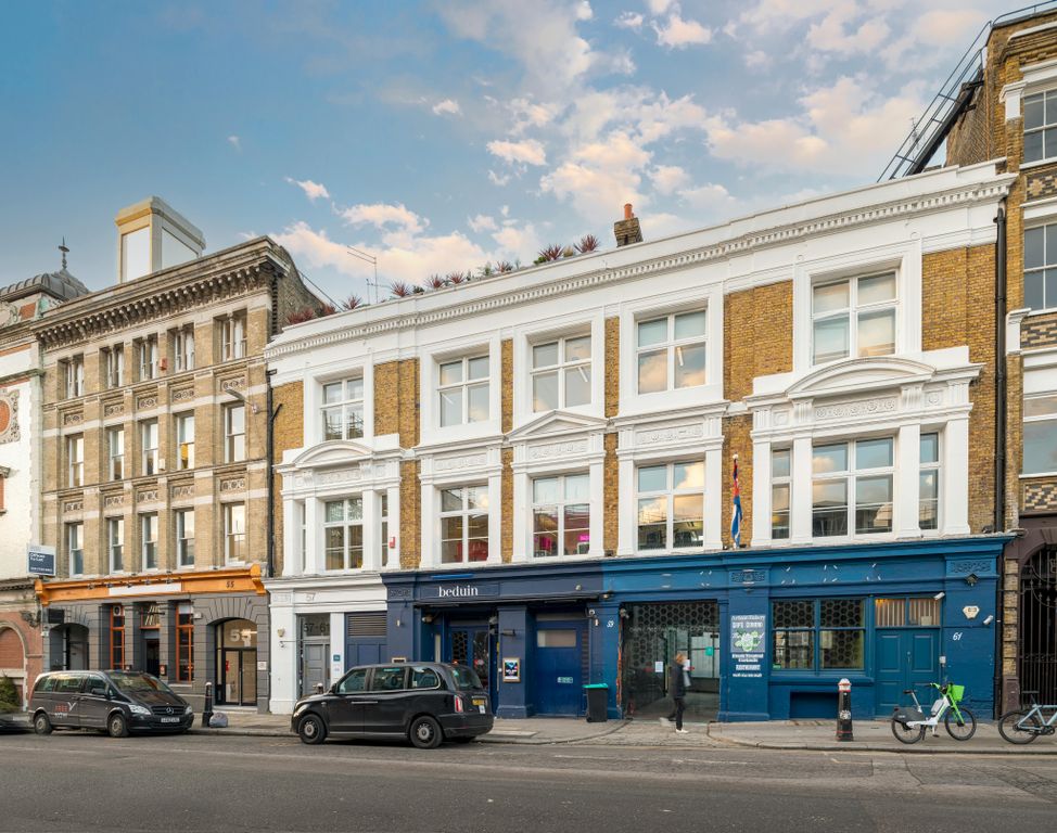 Property photo 2 of 8 External