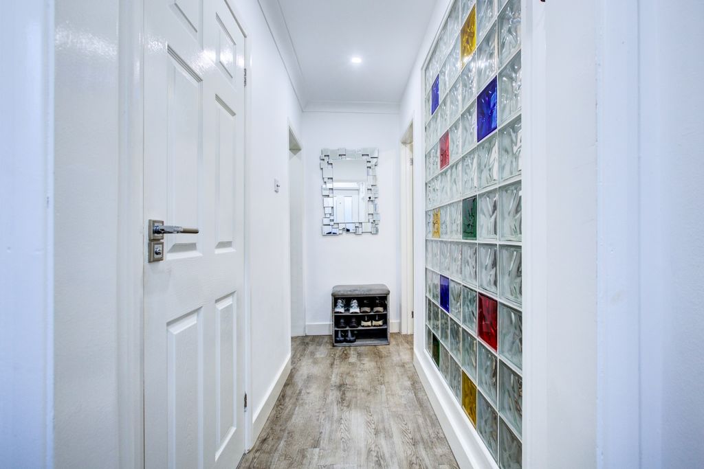 Property photo 3 of 17 11348