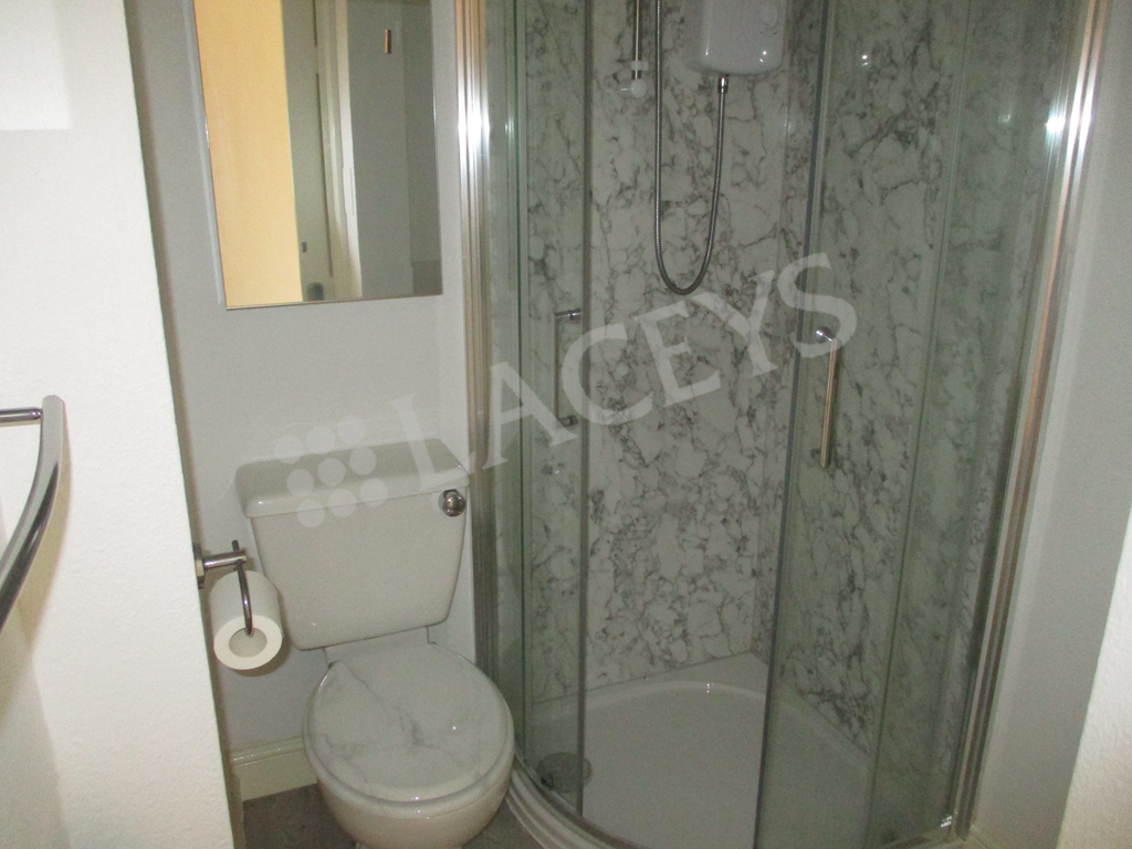 Property photo 2 of 6 Add Logo To Photos (13)