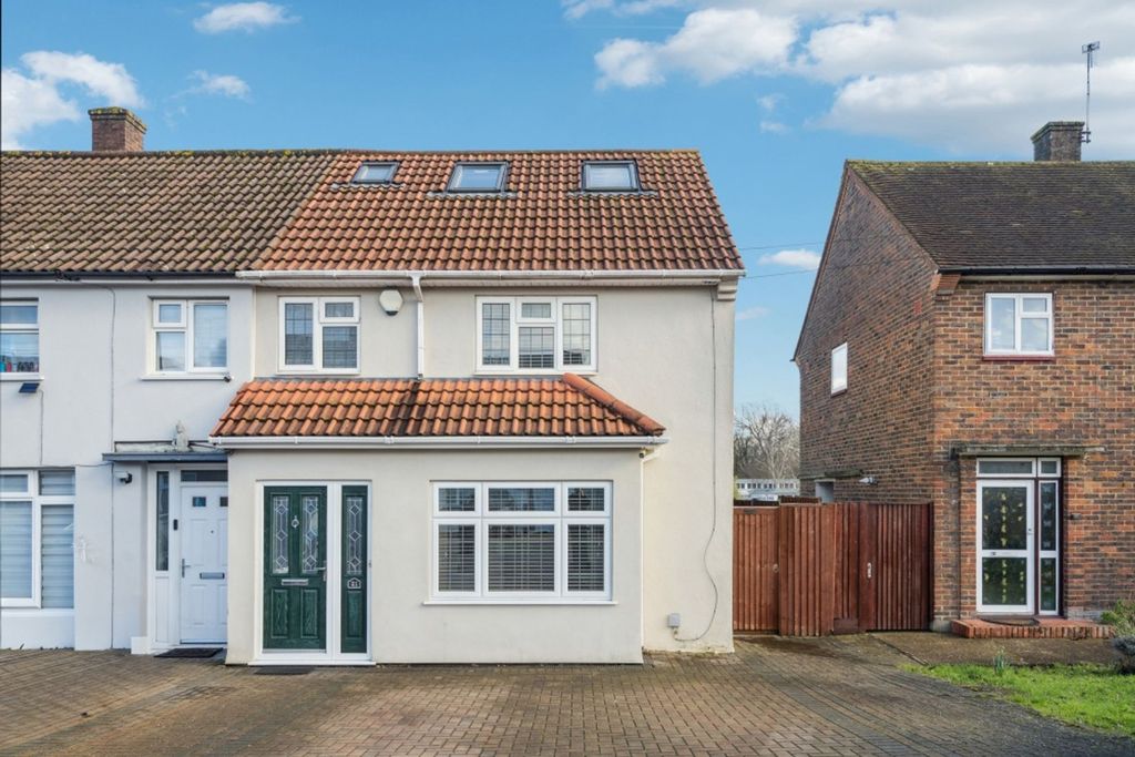 Property photo 1 of 27