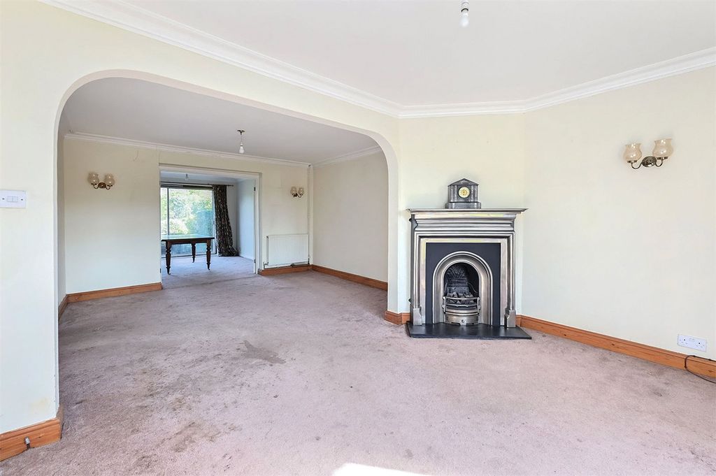 Property photo 3 of 12 Picture No. 11