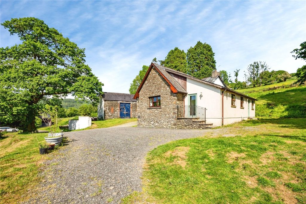 Property photo 3 of 54 Picture No. 54