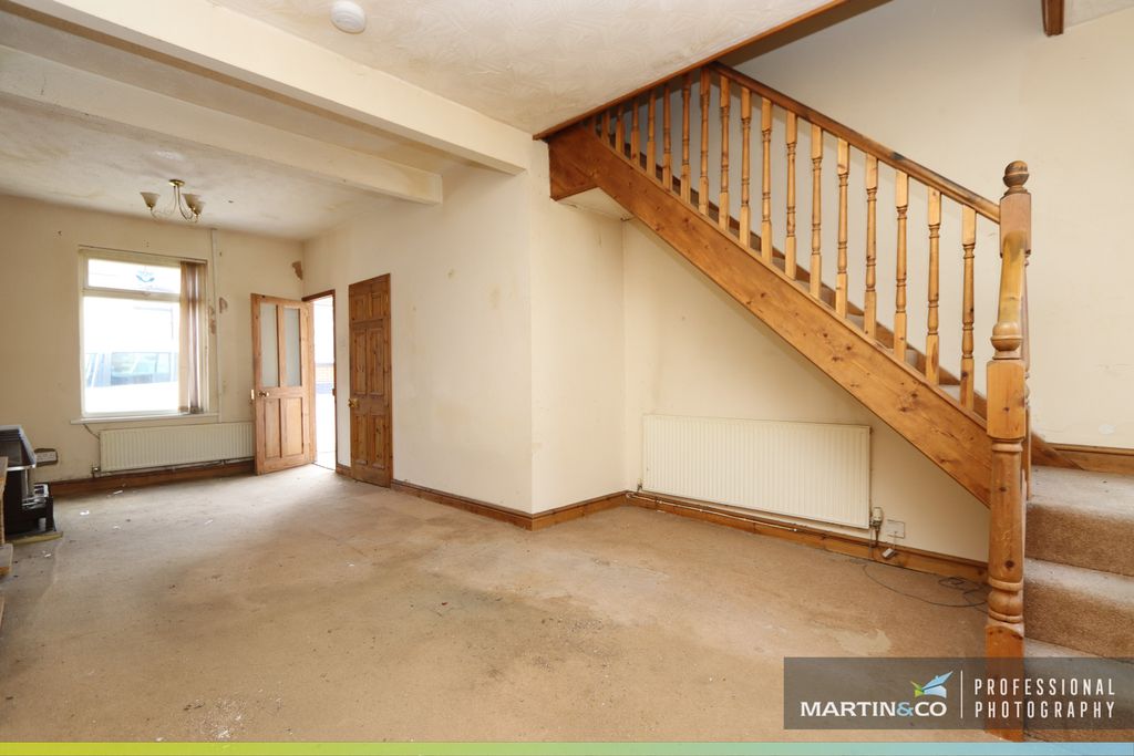 Property photo 2 of 10 Img_4812