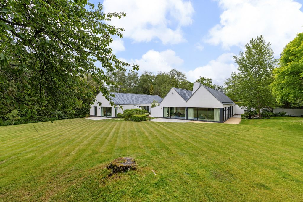 Property photo 1 of 22