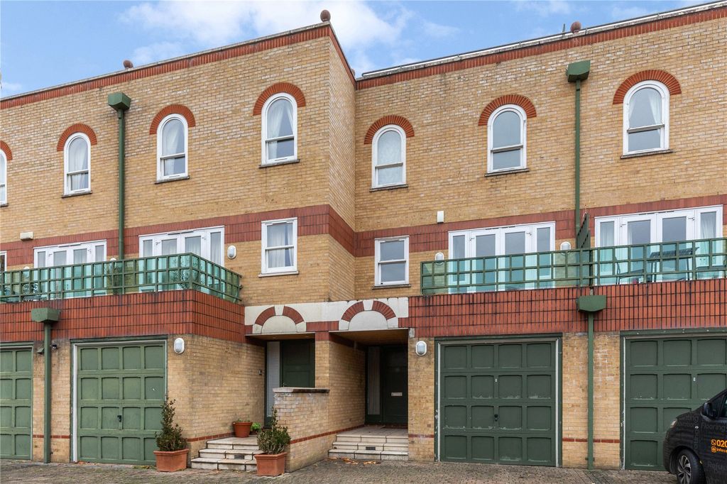 Property photo 1 of 16 Exterior