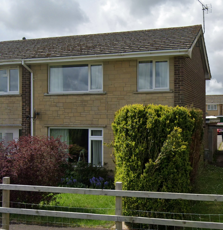 Property photo 1 of 17