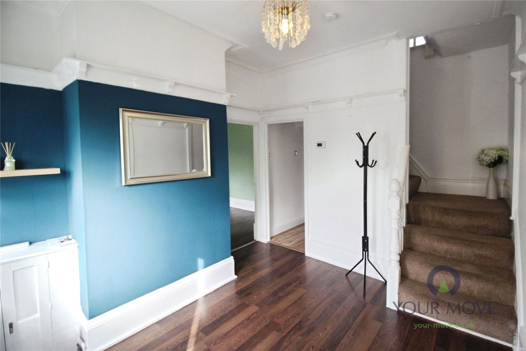 Property photo 3 of 15 Hallway