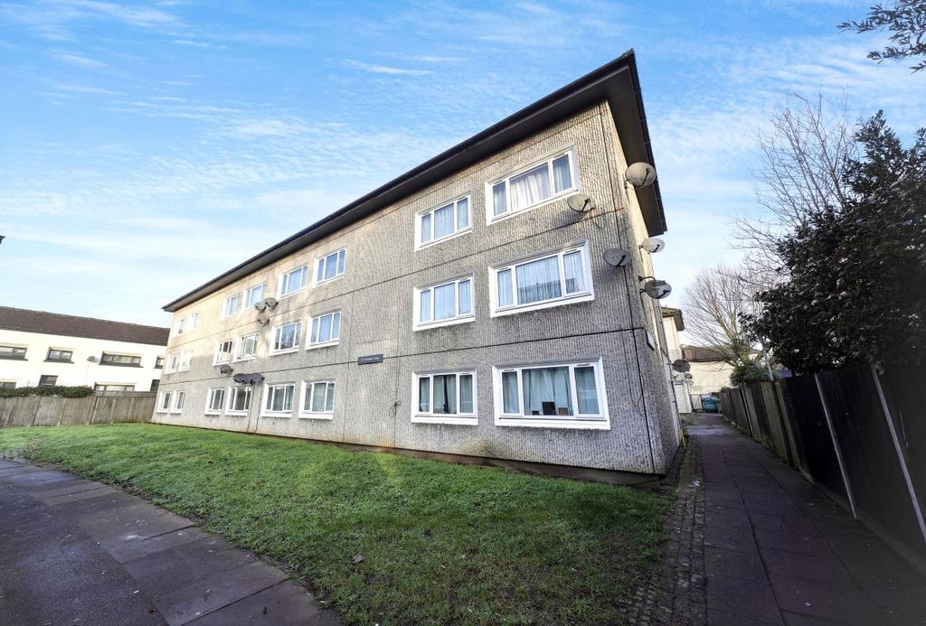 Property photo 1 of 10