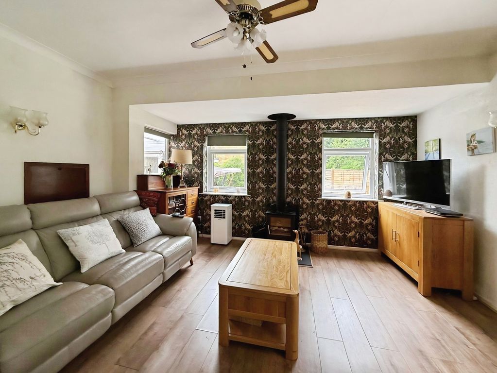 Property photo 3 of 22 Photo 10