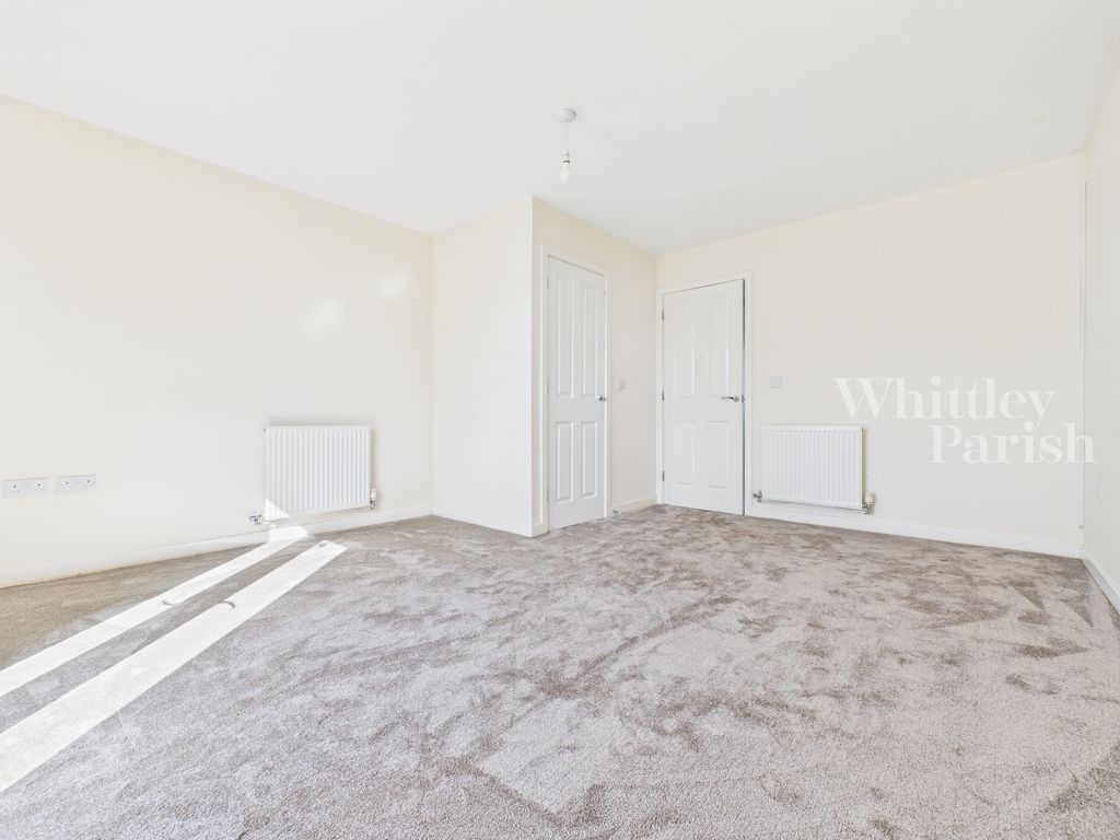 Property photo 2 of 19 Cam04332G0-Pr0497-Still012
