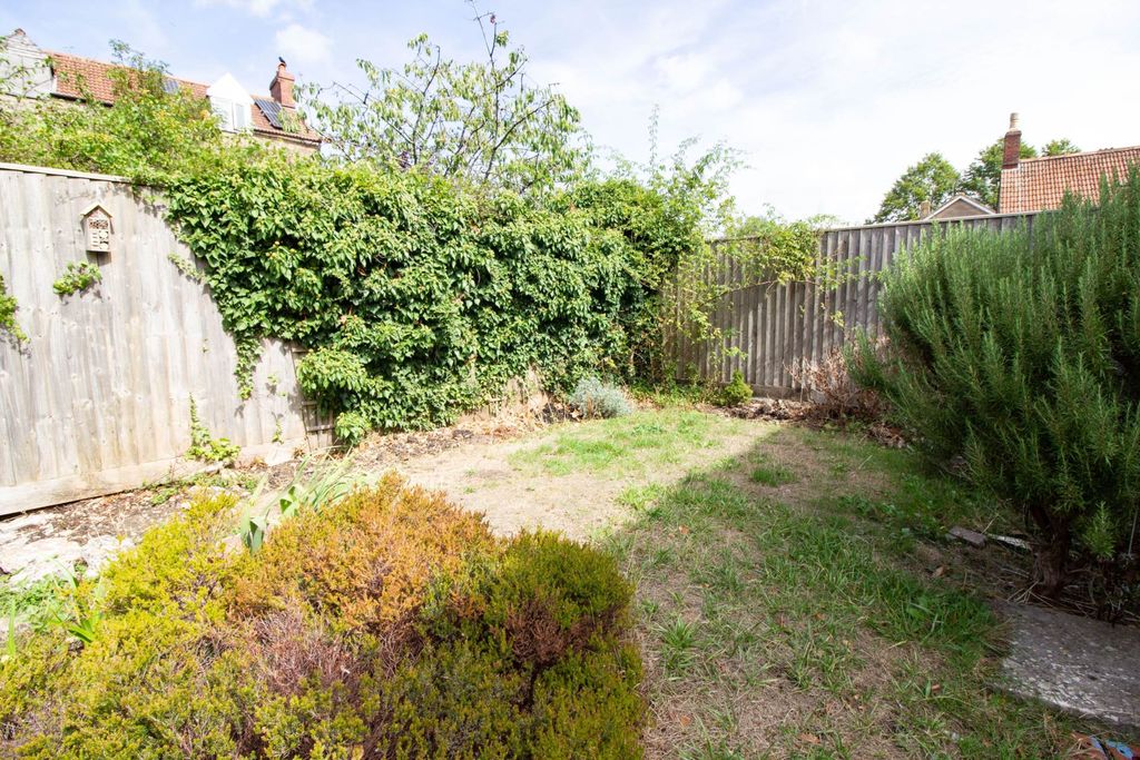 Property photo 3 of 14